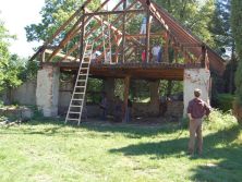 Brigáda - demolice stodoly