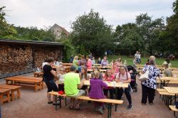 Žehnání aktovek, podzimní gardenparty