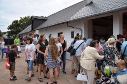 Žehnání aktovek, podzimní gardenparty