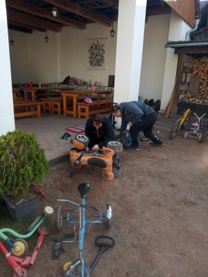 Jarní úklid, opravy, okrašlování